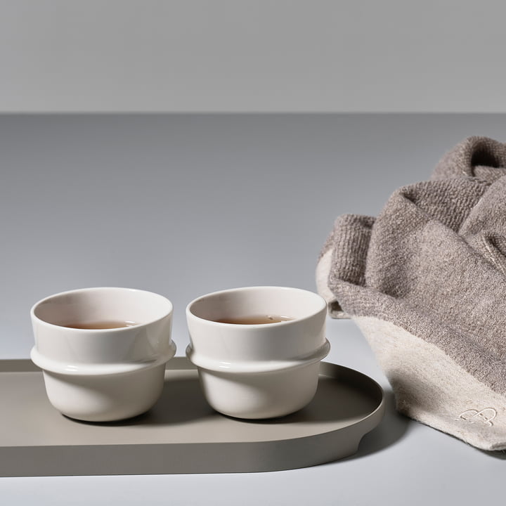 La serviette Inu Spa et les tasses Inu de Zone Denmark