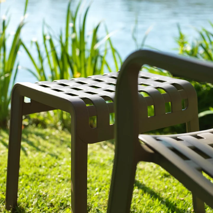Le tabouret Poggio de Nardi au bord de l'eau