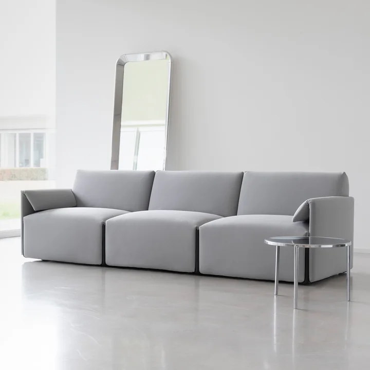 Élégant trois places de Magis