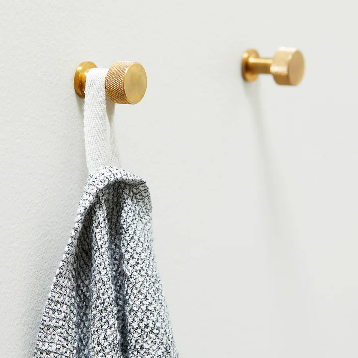 Angle Crochet Ø 2 cm pour Angle tabouret de Form & Refine en laiton