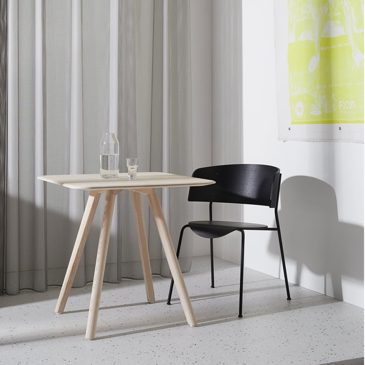 Table en bois minimaliste au look scandinave