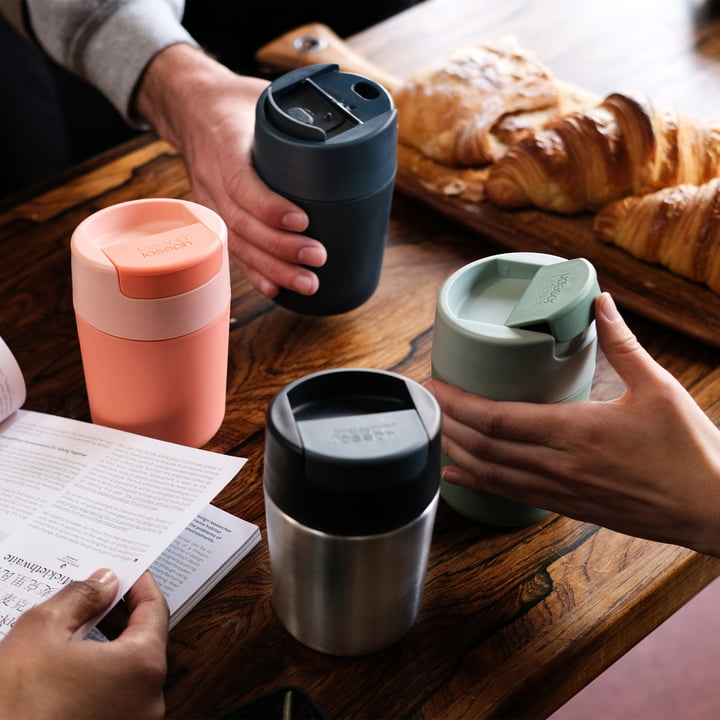 Sipp Tasse de voyage avec couvercle à charnière de Joseph Joseph