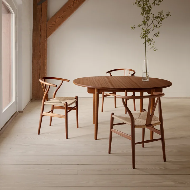 CH24 de Carl Hansen en acajou