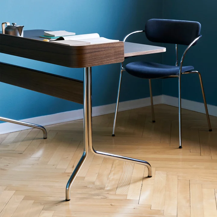 Bureau mince et intemporel