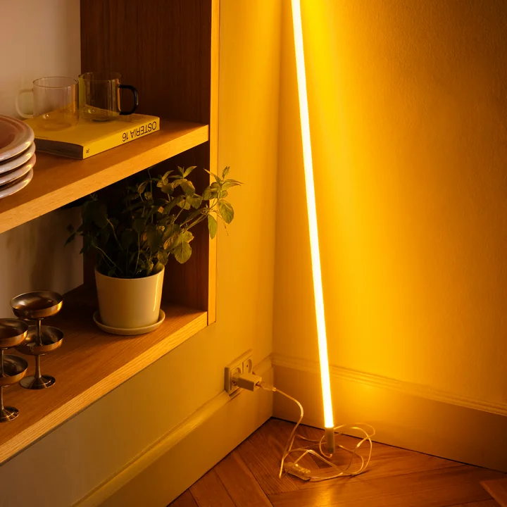 HAY - Bâton lumineux LED Neon