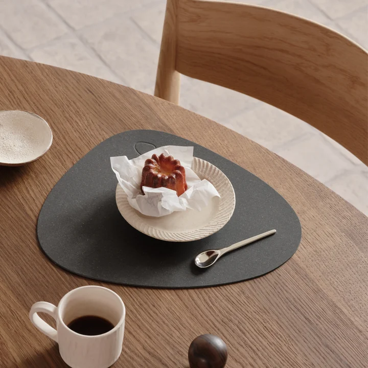 Un style intemporel sur la table à manger