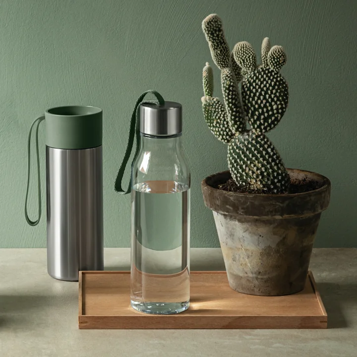 Gourde 0,5 l & To Go Gobelet thermique en vert cactus de Eva Solo