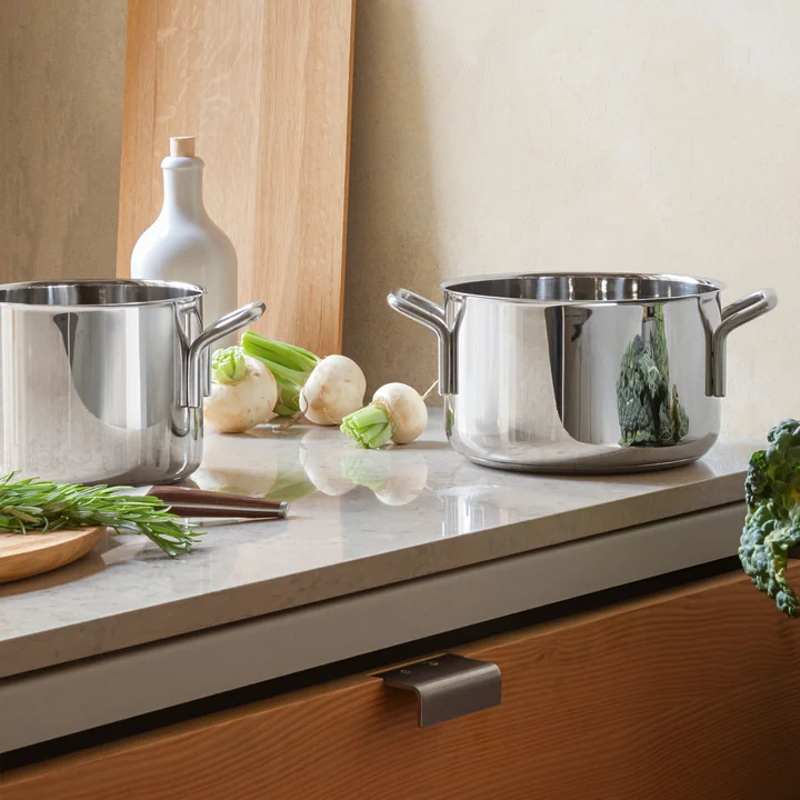 Steel Line Recycled par Eva Trio