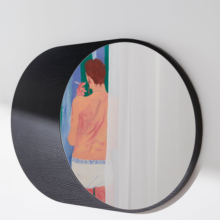 Miroir élégant à l'aspect organique