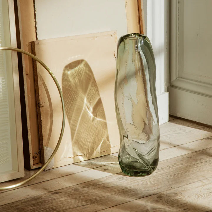 Water Swirl Vase de Ferm Living dans le design recycled