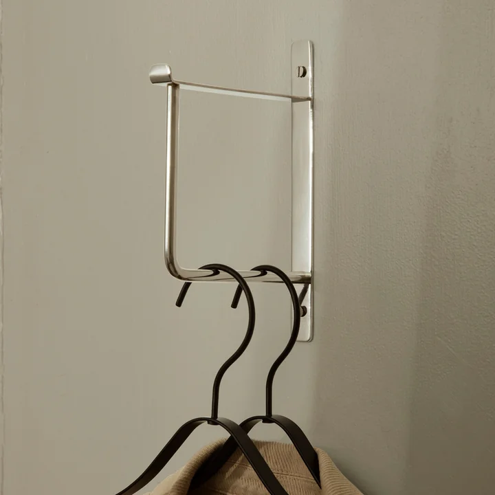 Crochet mural pour vêtements de Ferm Living en version acier inoxydable