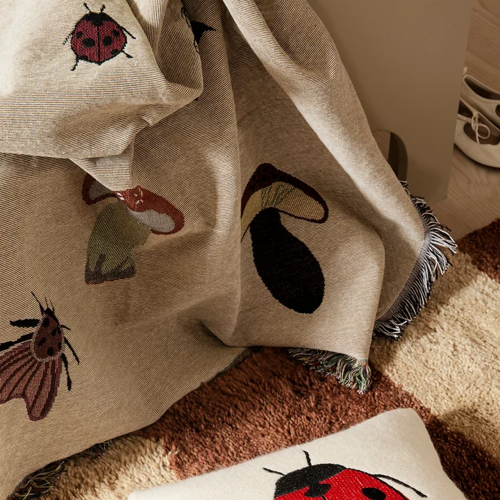 Forest Décoration murale et de plafond de Ferm Living dans la couleur sable