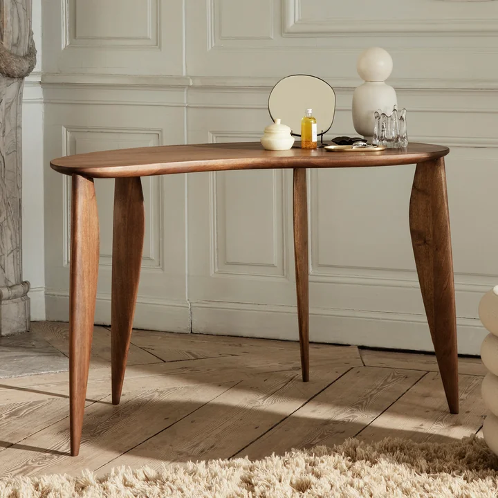 Feve Bureau de Ferm Living en finition noyer