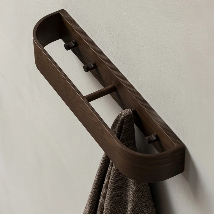 Étagère murale cachée en bois