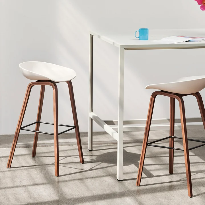 About A Stool AAS 32 de HAY