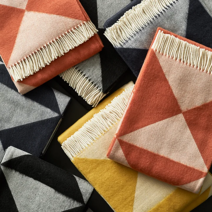 VP Mirror Throw de Verpan