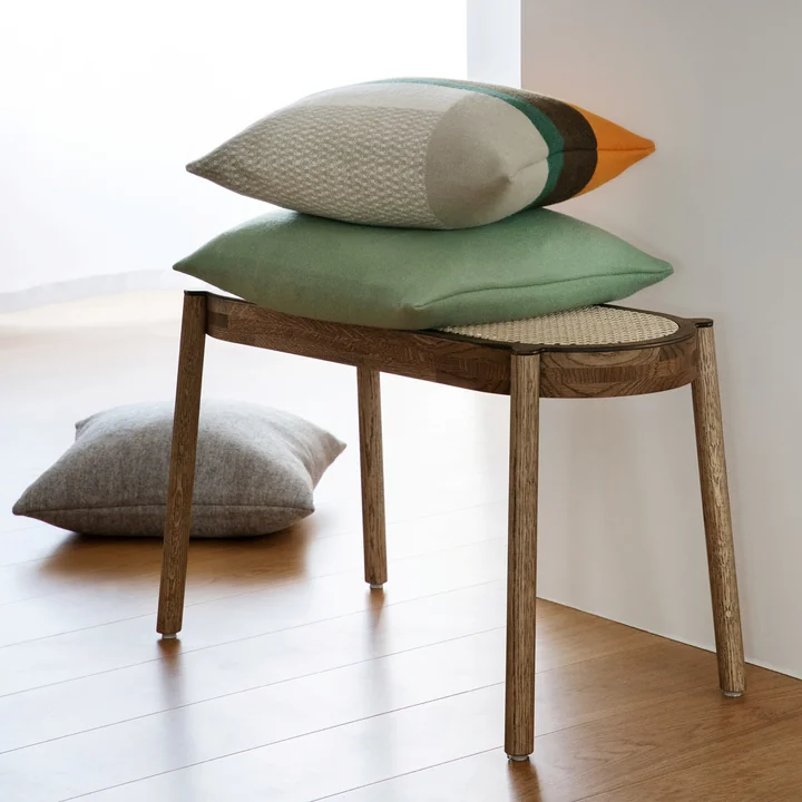 Mikkel Coussin 50 x 50 cm de Røros Tweed en orange