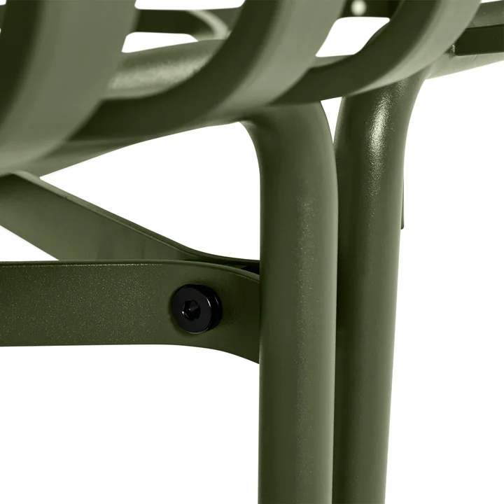 Palissade Park Dining Bench de HAY dans la couleur olive