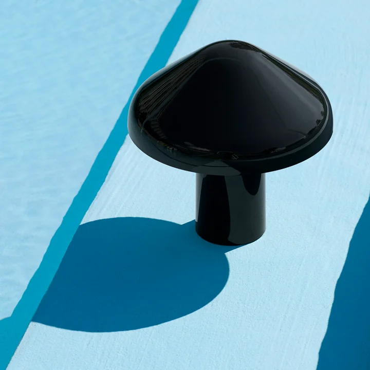 Pao Lampe à accu, soft black de HAY