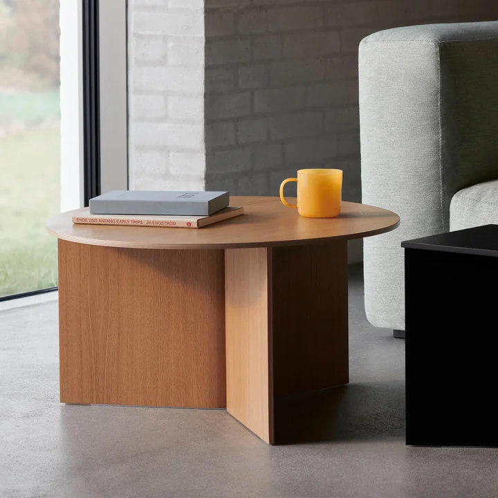 Le site Slit Table Round de HAY