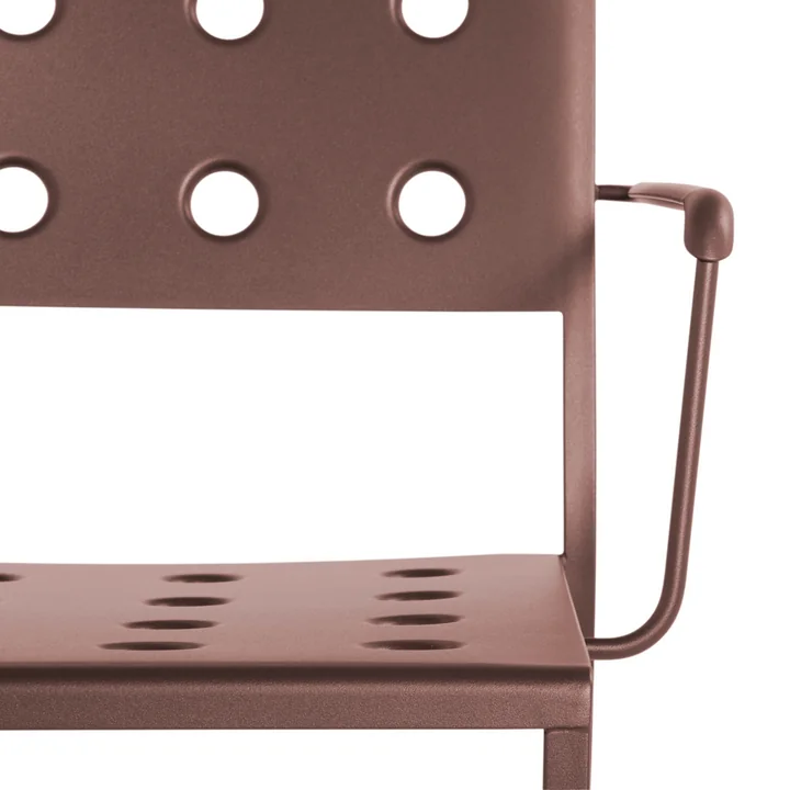 Balcony Chaise avec accoudoirs de HAY