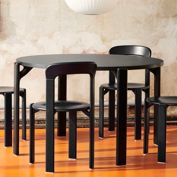 Rey Table de salle à manger, Ø 128,5 cm, deep black / Stratifié vulcano de Hay