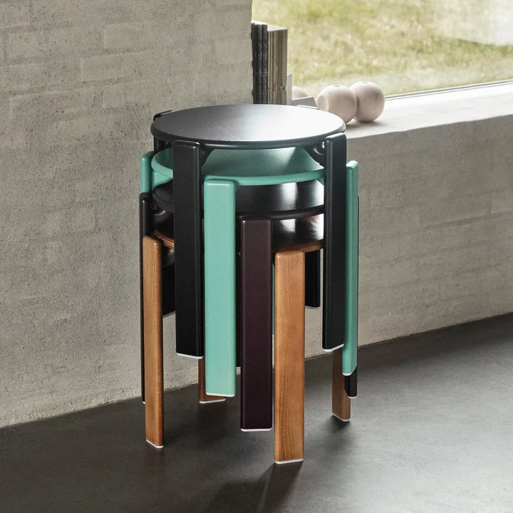 Rey Tabouret, Groupe de HAY