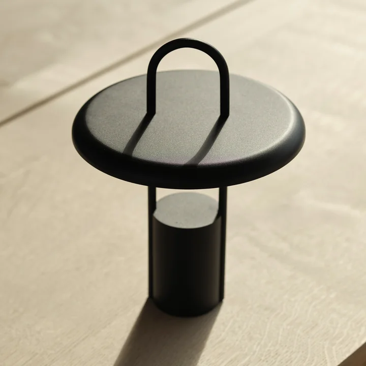 Pier Lampe LED à accu en noir de Stelton