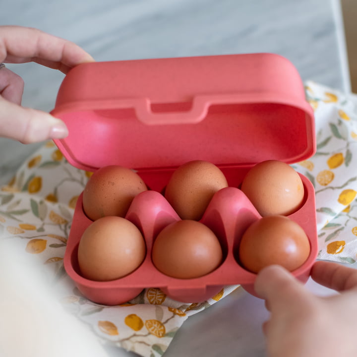 Eggs to go Bac à œufs réutilisable mini, nature coral de Koziol