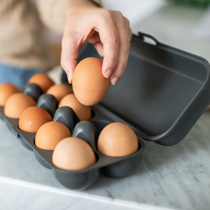 Eggs to go Bac à oeufs réutilisable, nature ash grey de Koziol