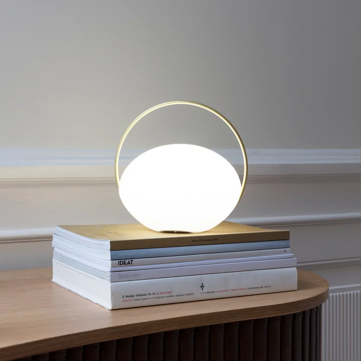 Orbit Lampe de bureau LED rechargeable de Umage