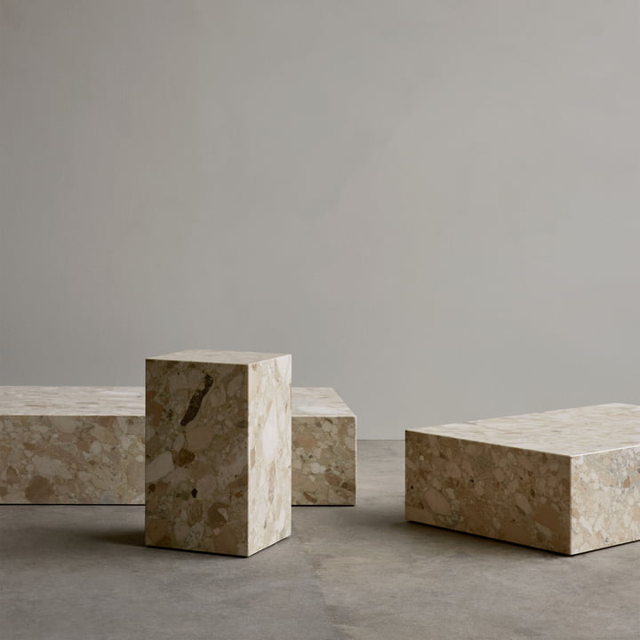 Plinth de Audo dans la version sable (Kunis Breccia)