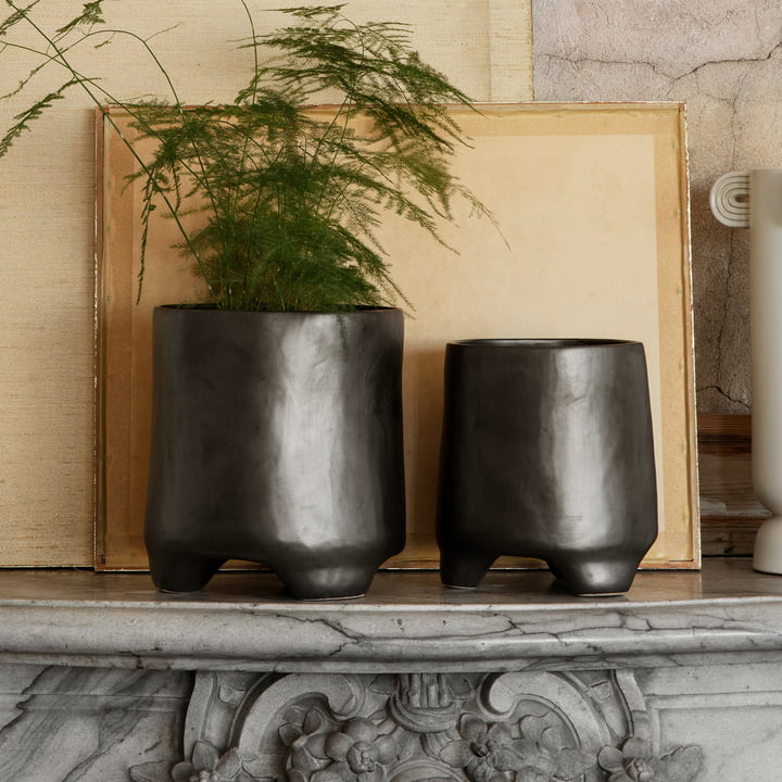 Esca Pot de fleurs de ferm Living dans la couleur noir