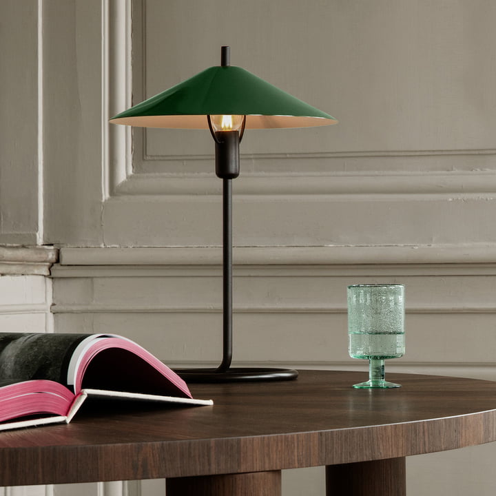 Filo - Lampe de table, noir / dark olive de ferm Living