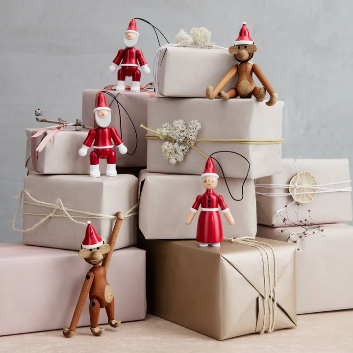 Père Noël & Mère Noël ornements en bois de Kay Bojesen dans la version rouge / blanc