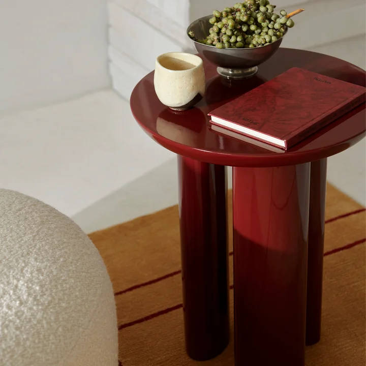 Tung Table d'appoint, burgundy red de & Tradition