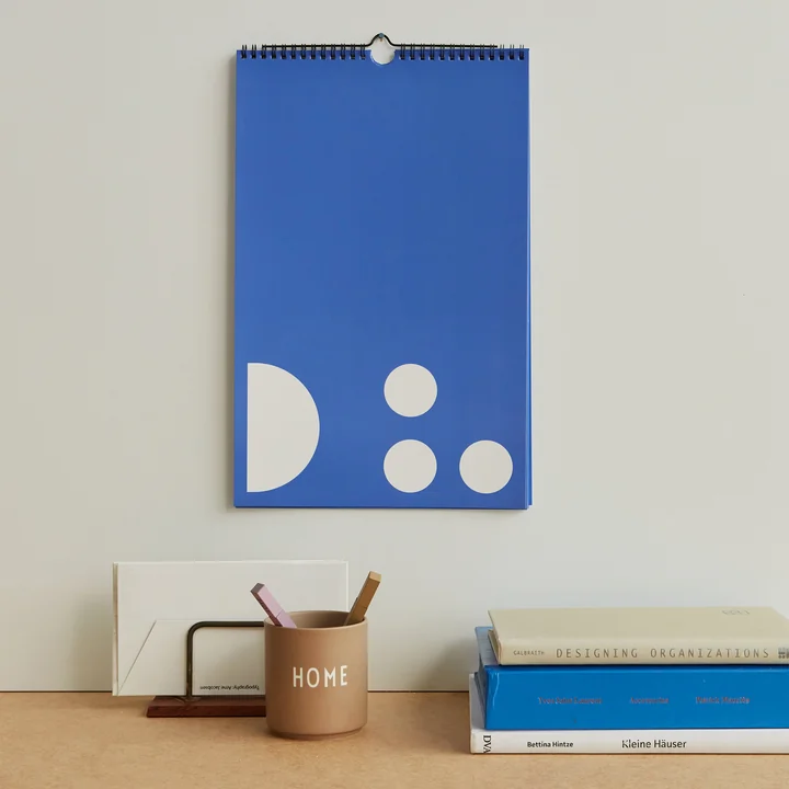 Agenda mural, mensuel, bleu cobalt de Design Letters