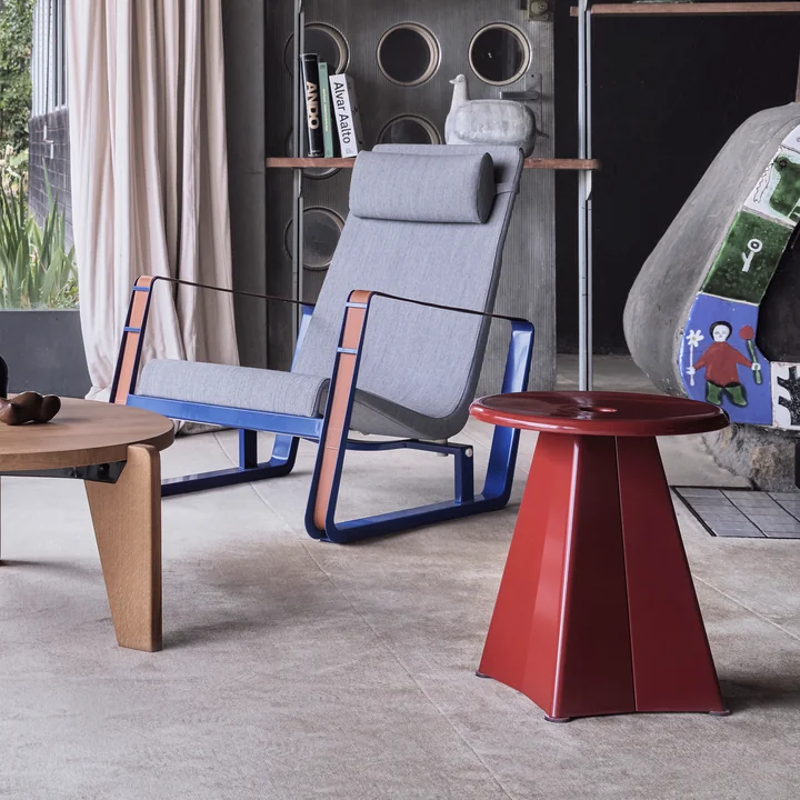 Tabouret Métallique Tabouret de Vitra dans la version japanese red