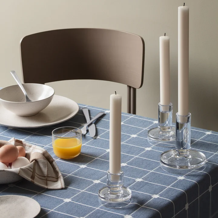 Tila Serviette de table en tissu, bleu marine / blanc cassé de Broste Copenhagen