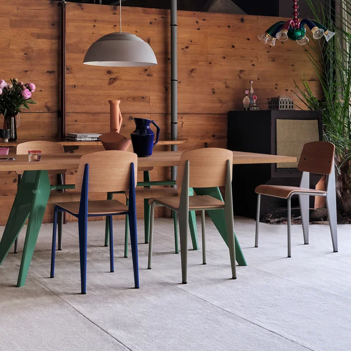 Prouvé Standard Chair de Vitra