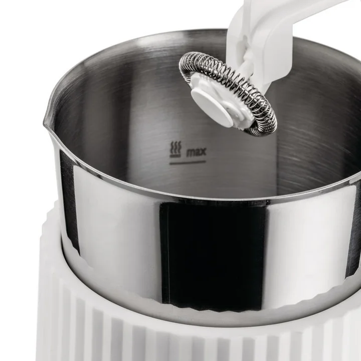 Plissé Mousseur à lait de Alessi