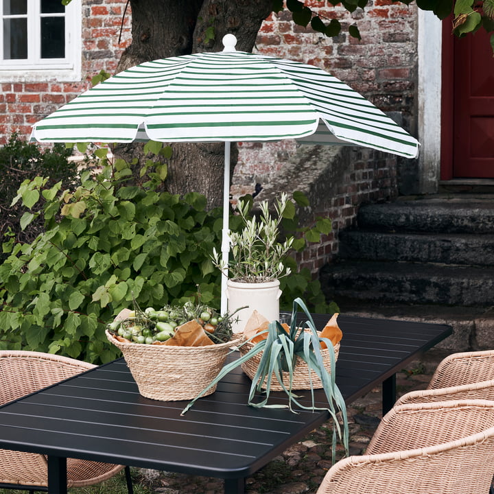 Oktogon Parasol, Ø 180 cm, vert / blanc de House Doctor