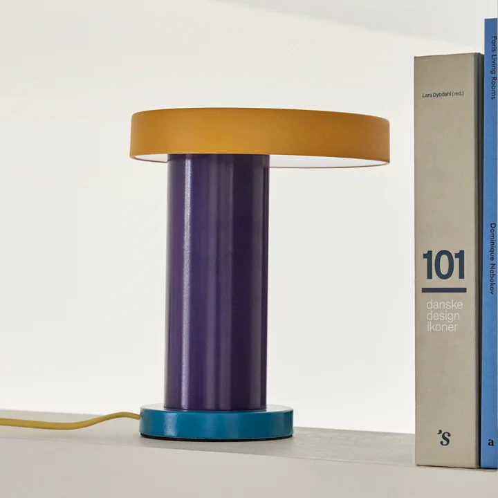 Magic Lampe de table LED, lilas / pétrole / orange / jaune de Hübsch Interior