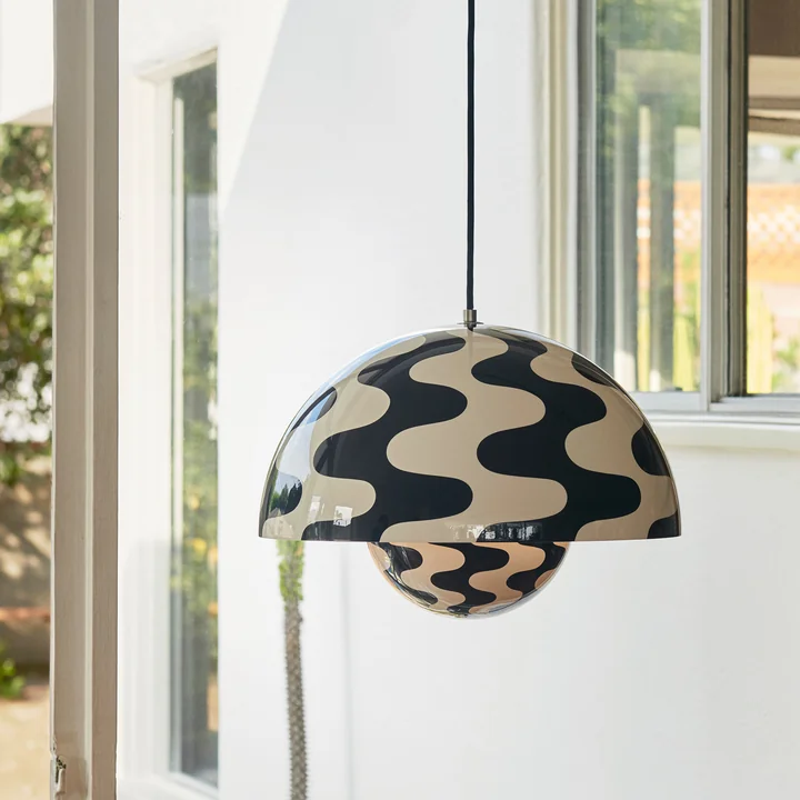 & Tradition - FlowerPot Lampe suspendue VP7, noir/blanc