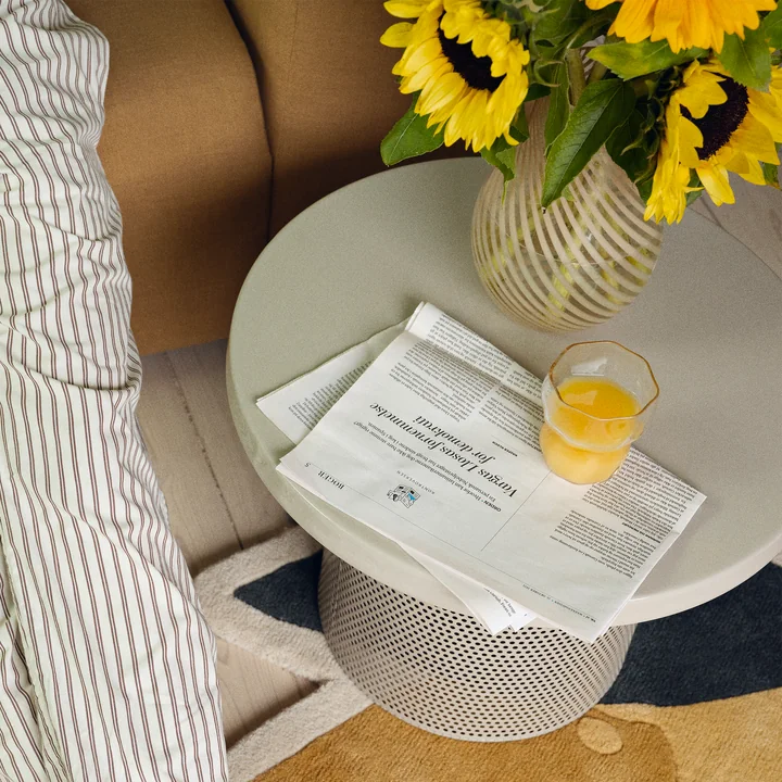 Tulina Table de Broste Copenhagen dans la couleur blanc cassé