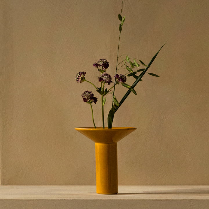 Hana Vase, ocre, H 1 4. 5 cm de Audo