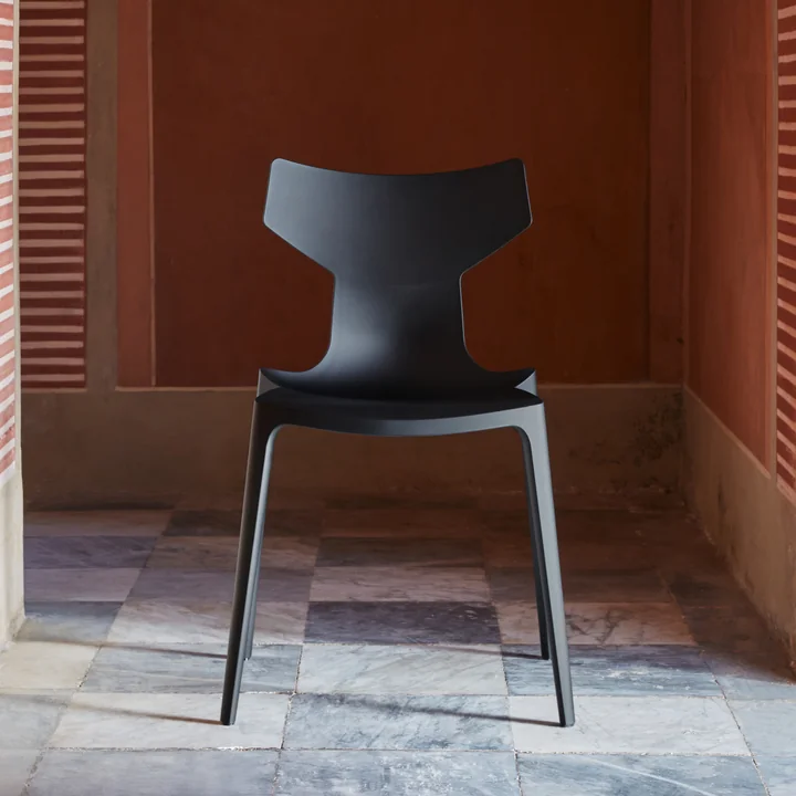 Kartell - Chaise Re-Chair, powered by Illy, noir mat