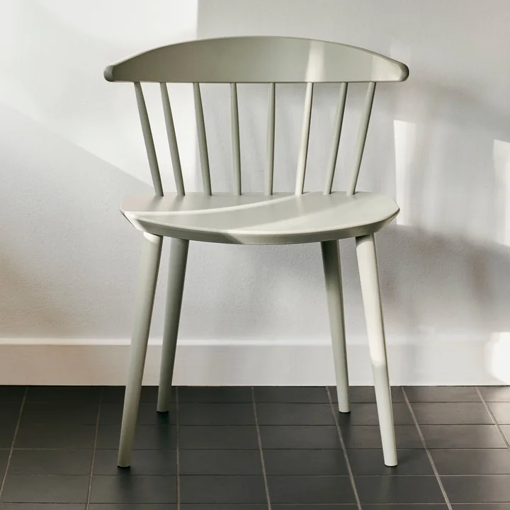 J104 Chair , sauge de HAY