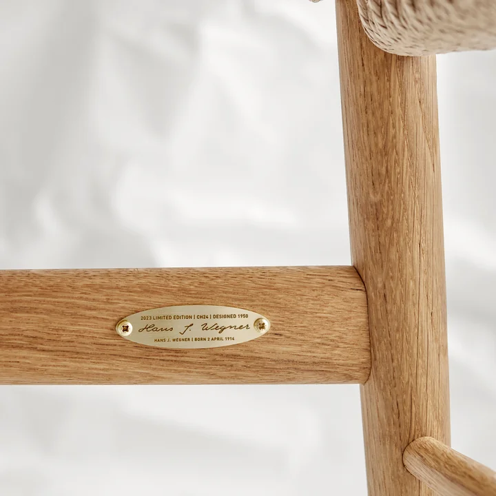 Carl Hansen - CH24 Wishbone Chair , chêne huilé / tressage naturel
