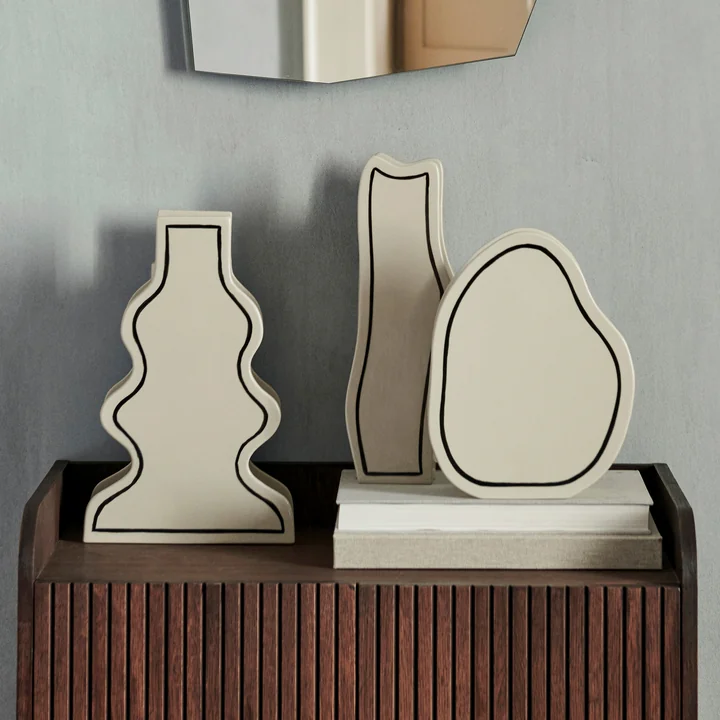 Paste Vases de Ferm Living dans la couleur blanc cassé